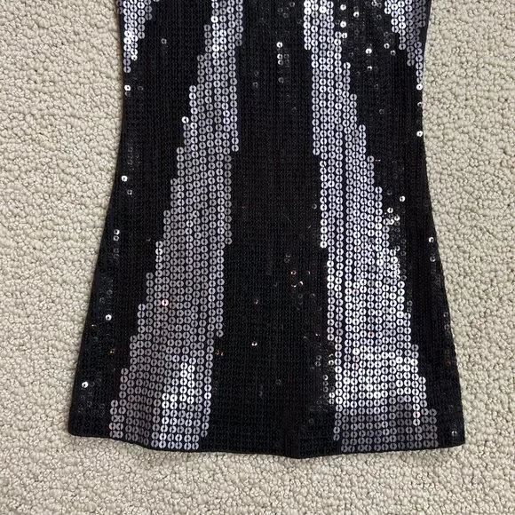 NWT Express Black/Silver Sequins Tank Top size XS - Picture 3 of 9
